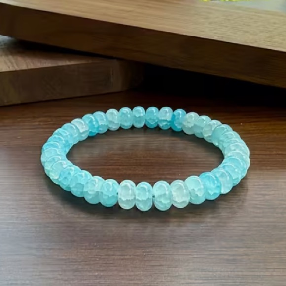 Serene Blue Agate Bracelet